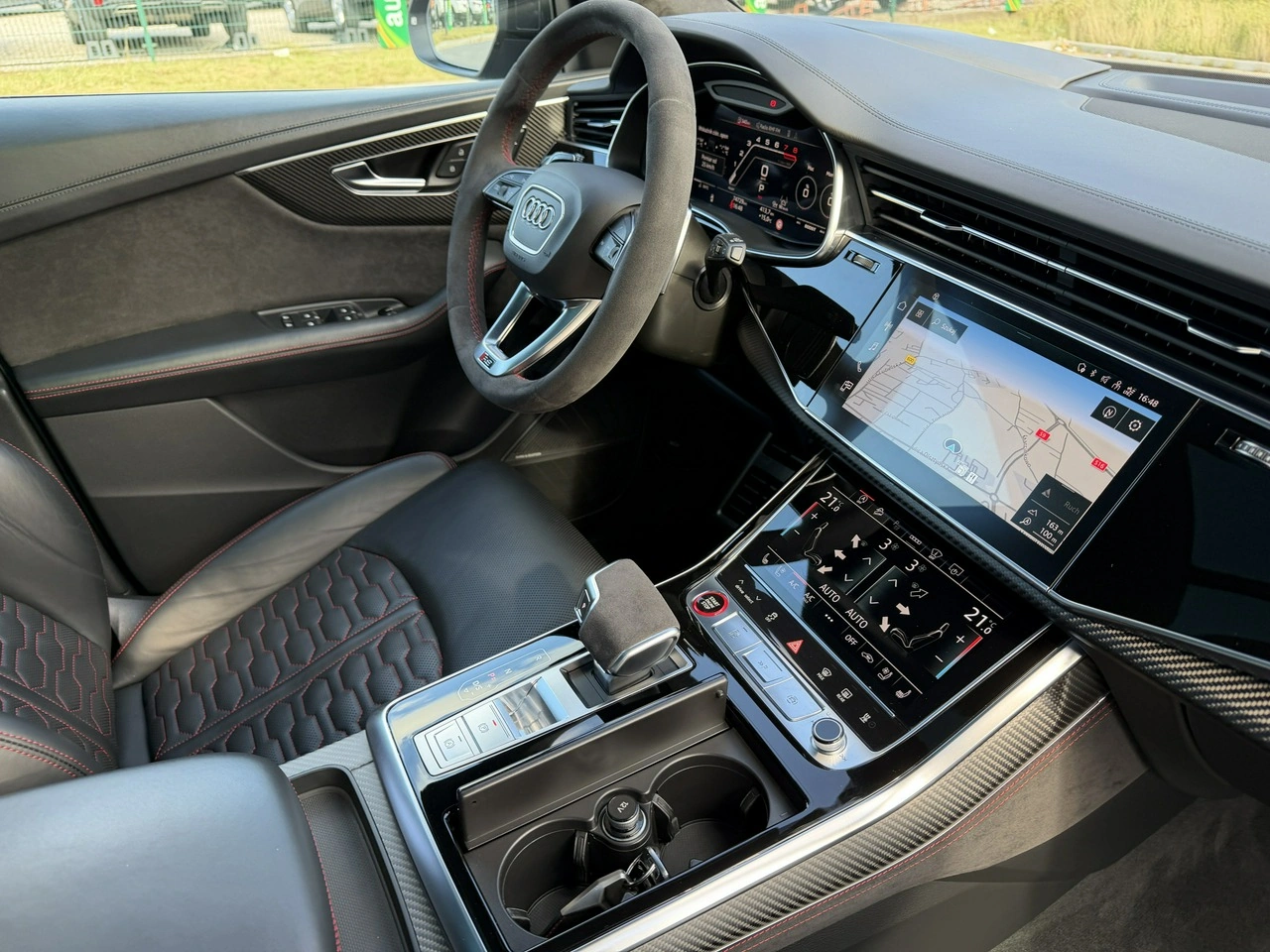 Audi RS Q8 - Zdjęcie 35