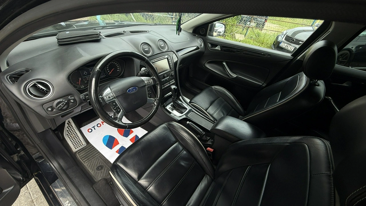 Ford Mondeo - Zdjęcie 16