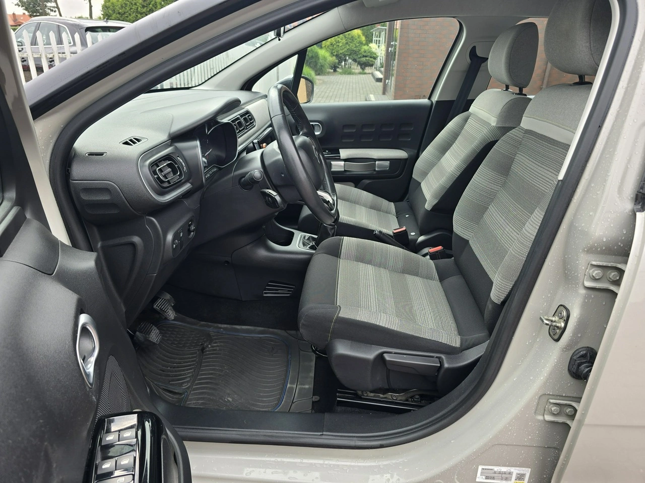 Citroën C3 - Zdjęcie 12