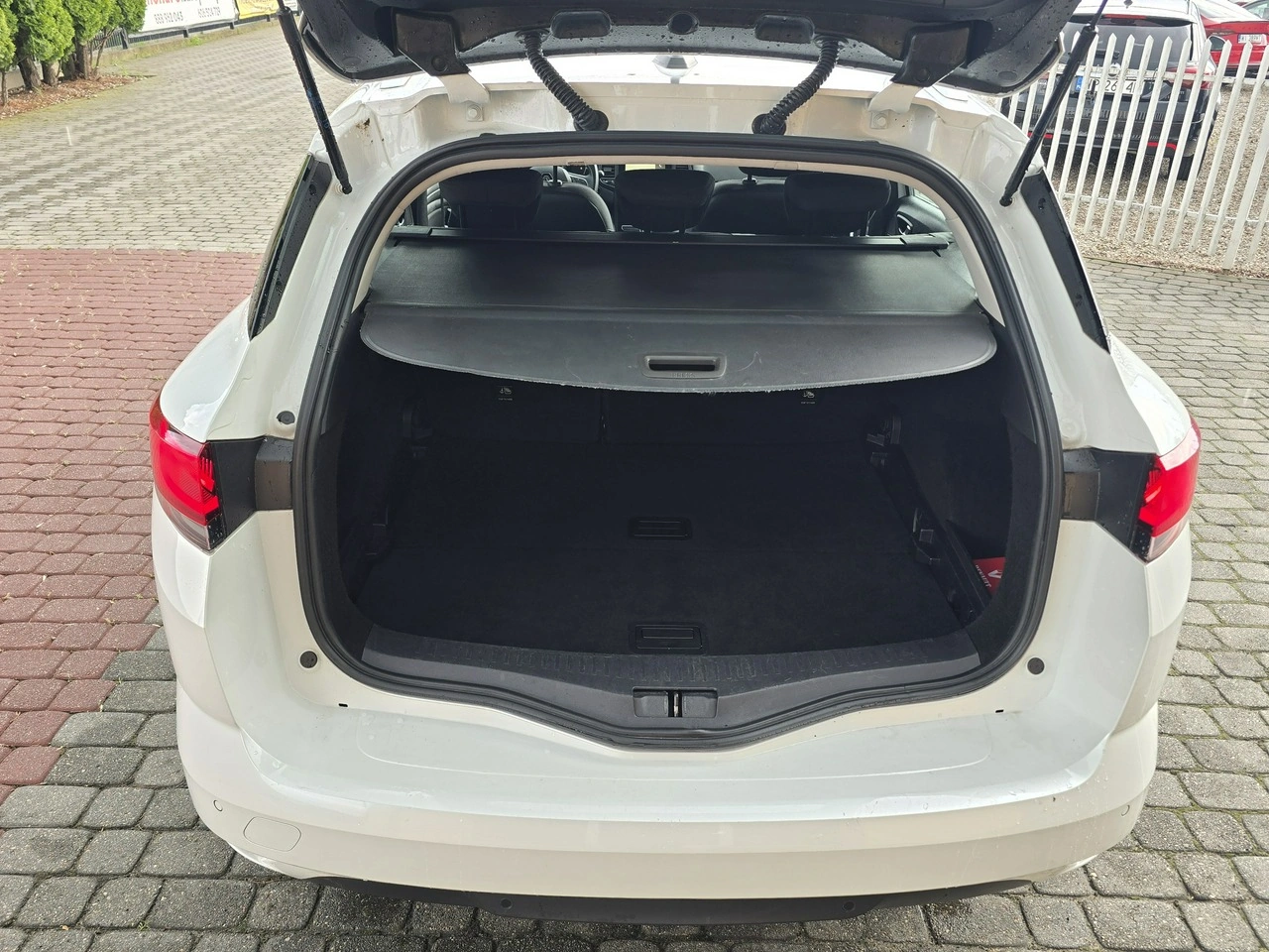 Renault Megane - Zdjęcie 8