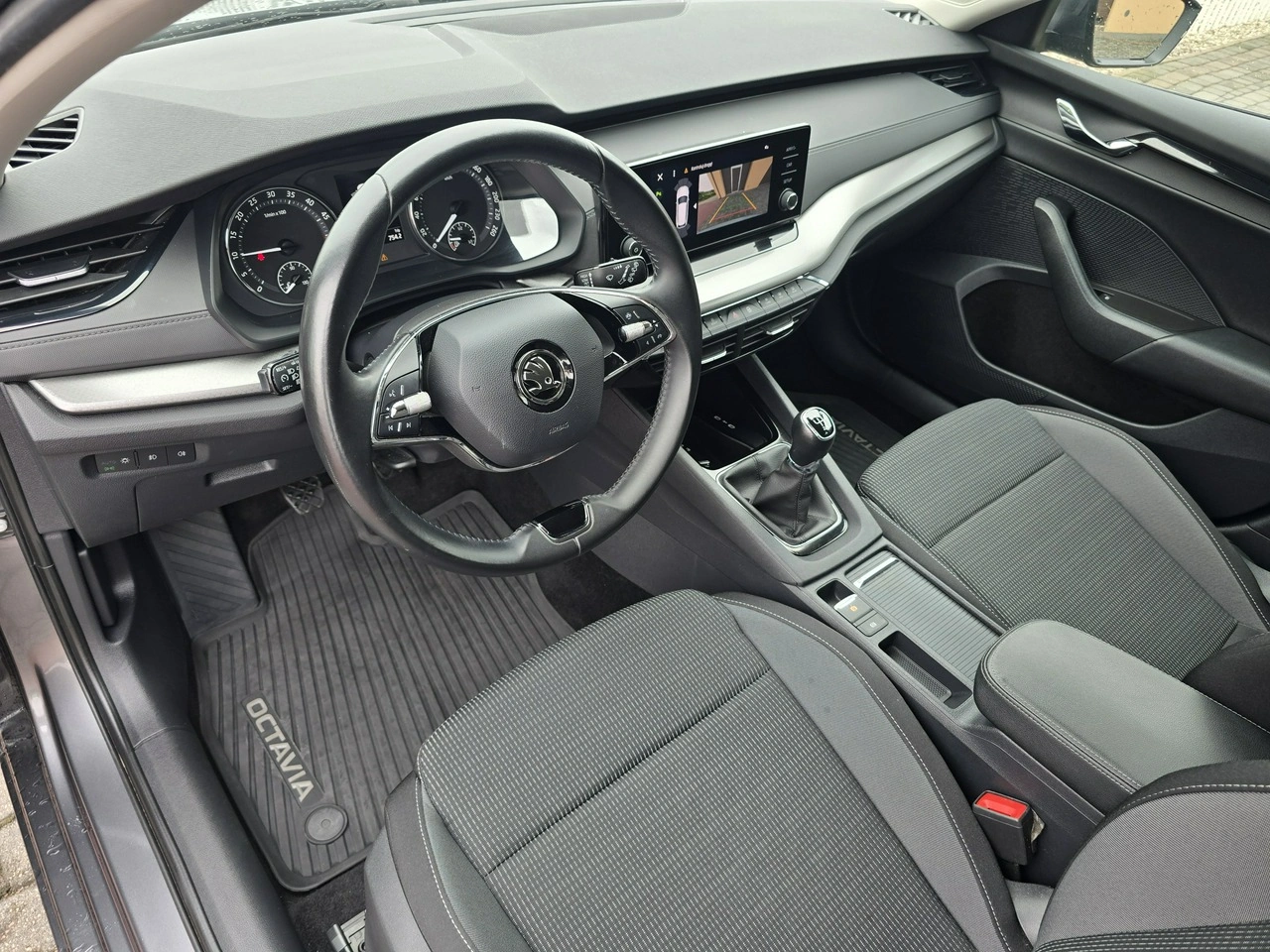 Skoda Octavia - Zdjęcie 12