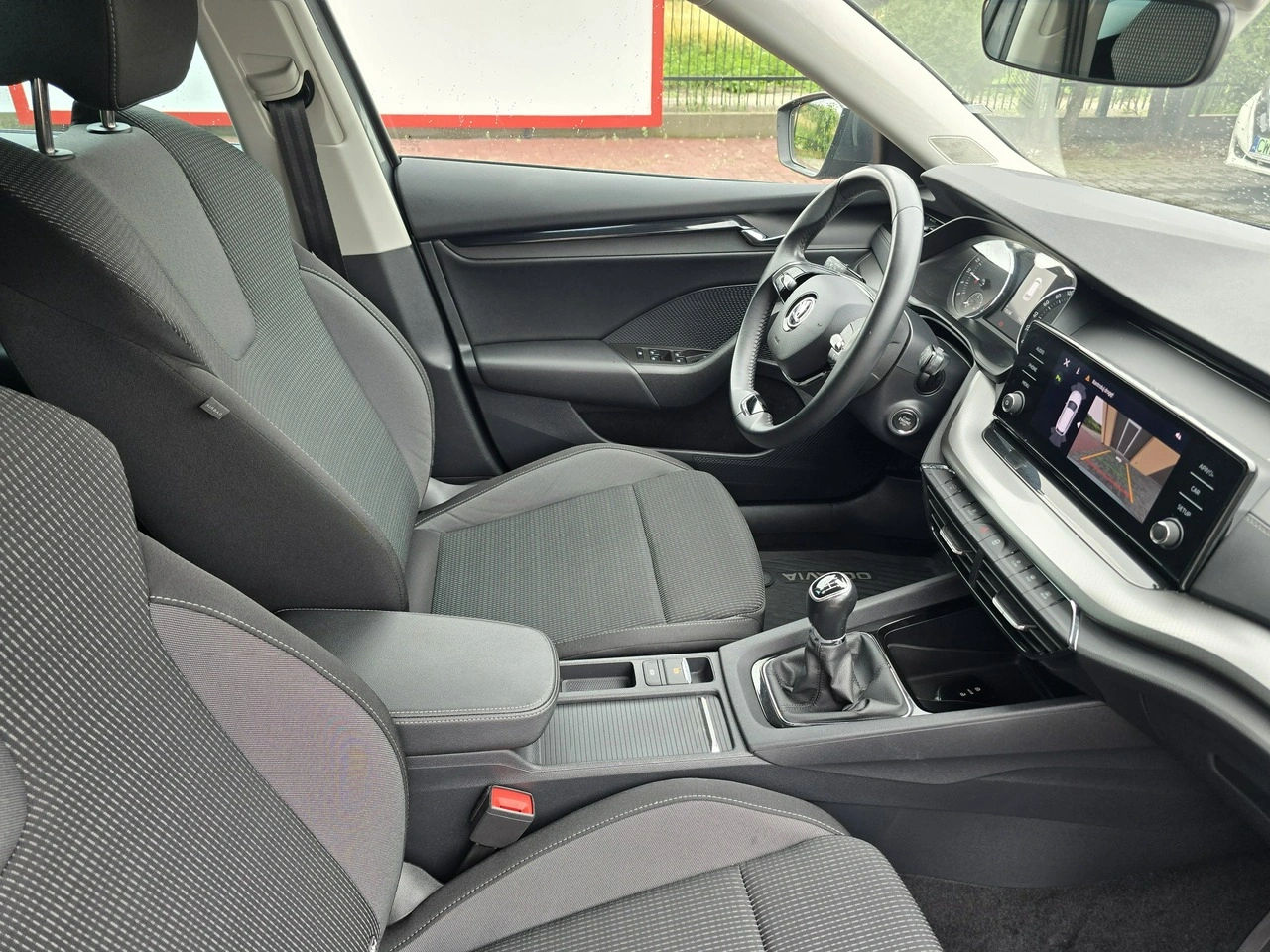Skoda Octavia - Zdjęcie 16