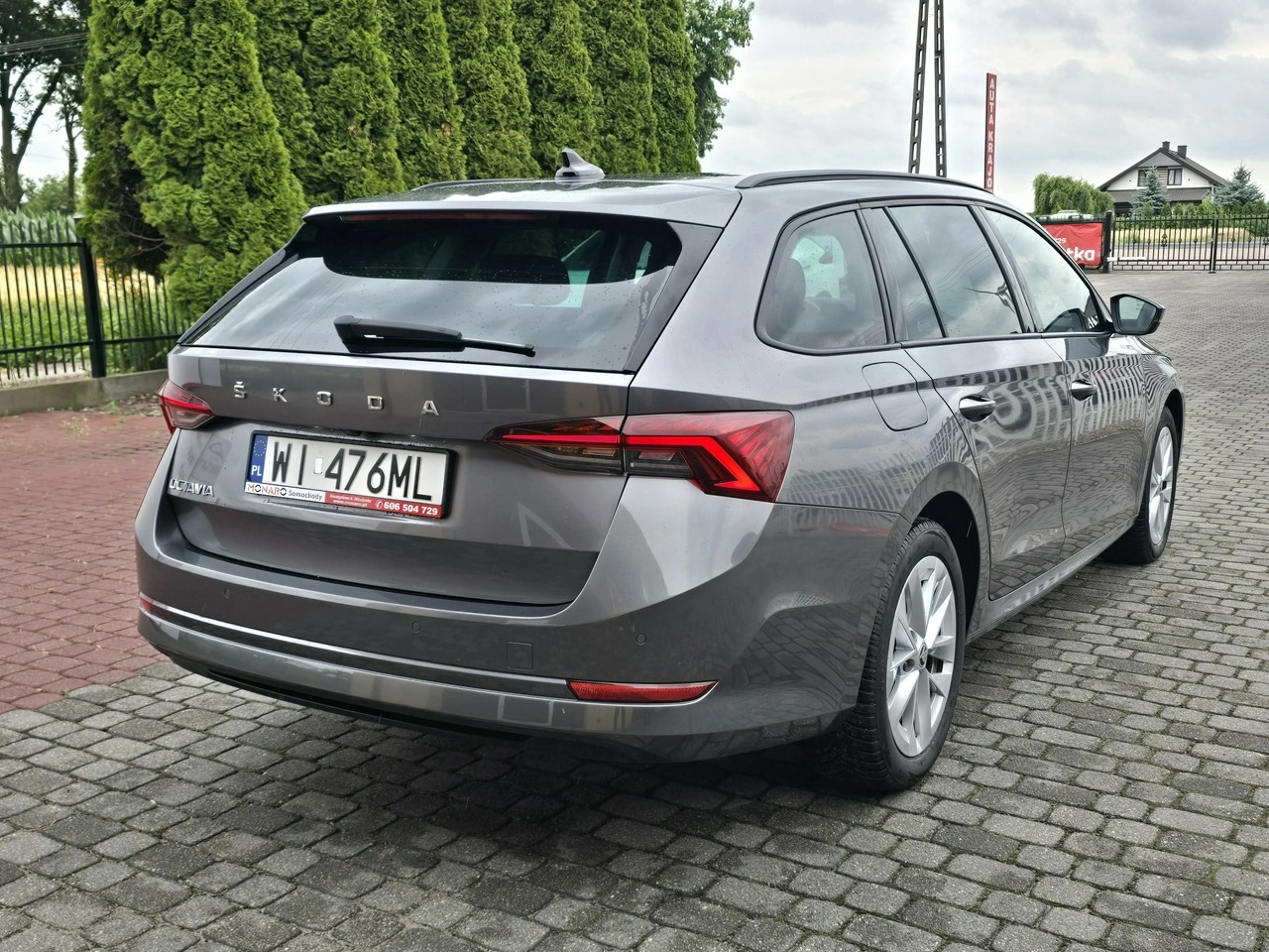 Skoda Octavia - Zdjęcie 4