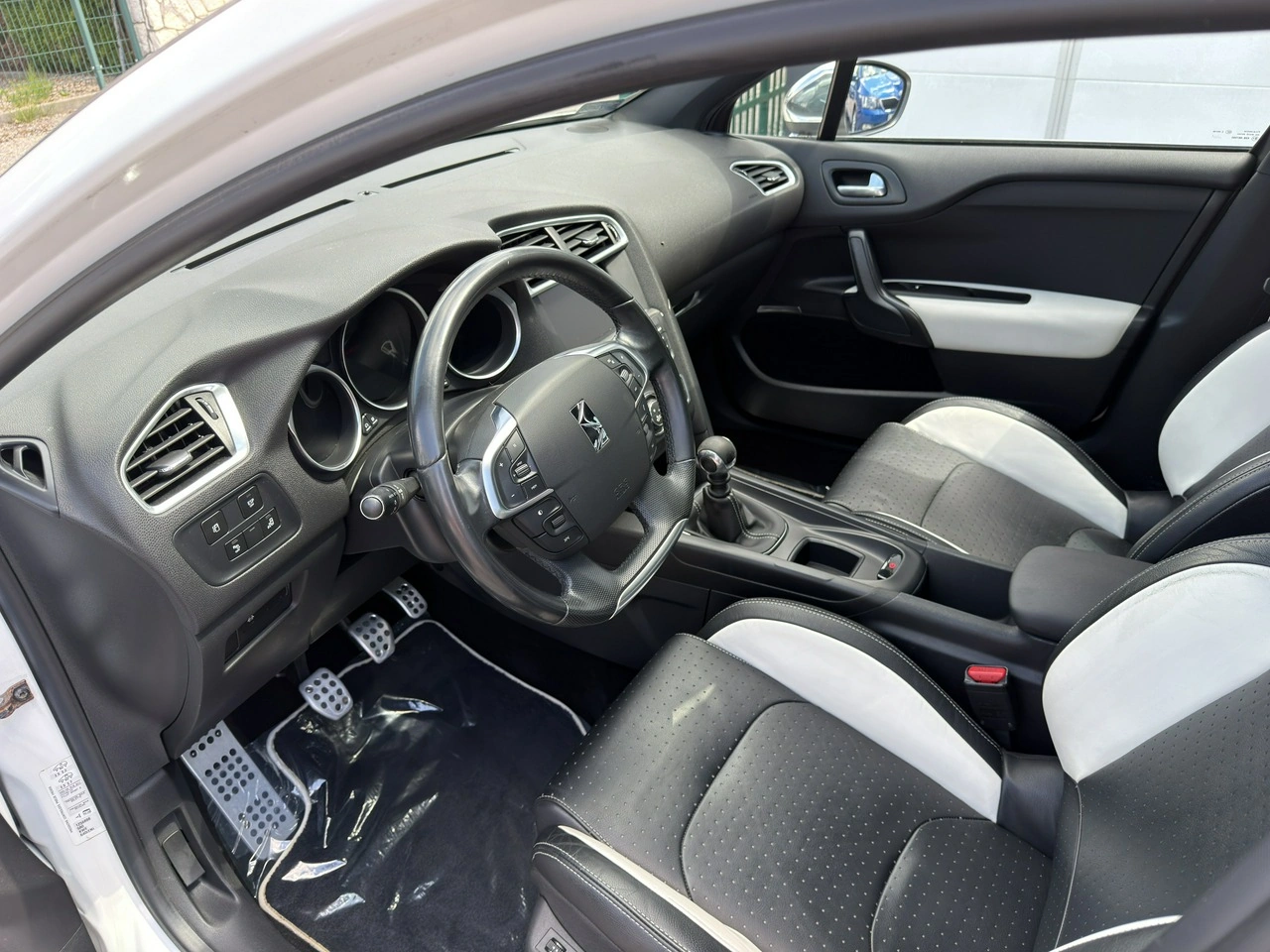 Citroën DS4 - Zdjęcie 14