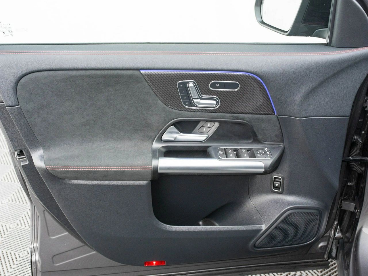 Mercedes GLA 200 - Zdjęcie 9