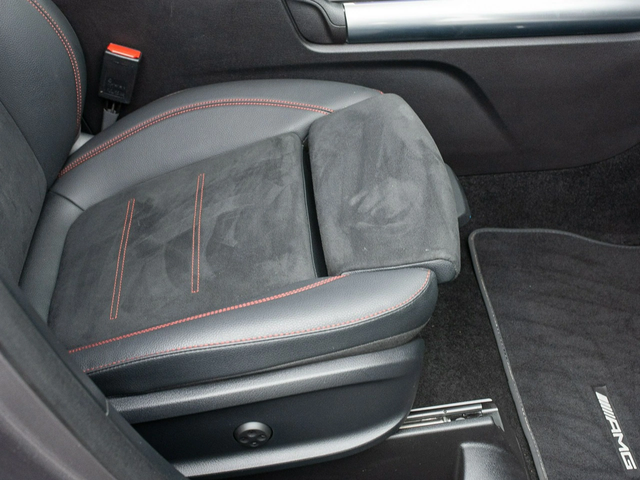 Mercedes GLA 200 - Zdjęcie 29