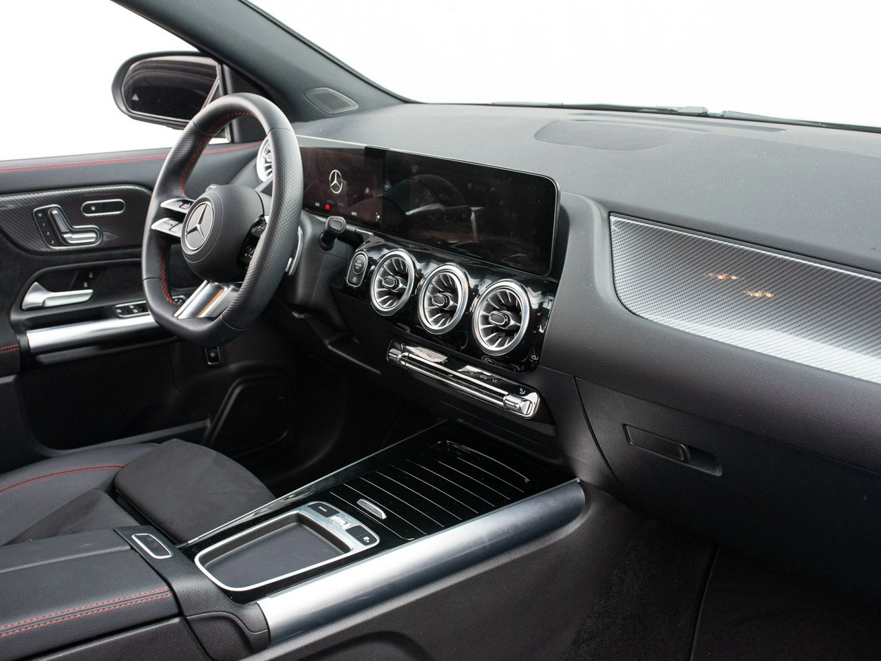 Mercedes GLA 200 - Zdjęcie 31