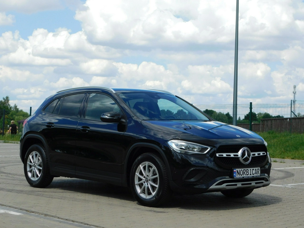 Mercedes GLA 200 - Zdjęcie 4