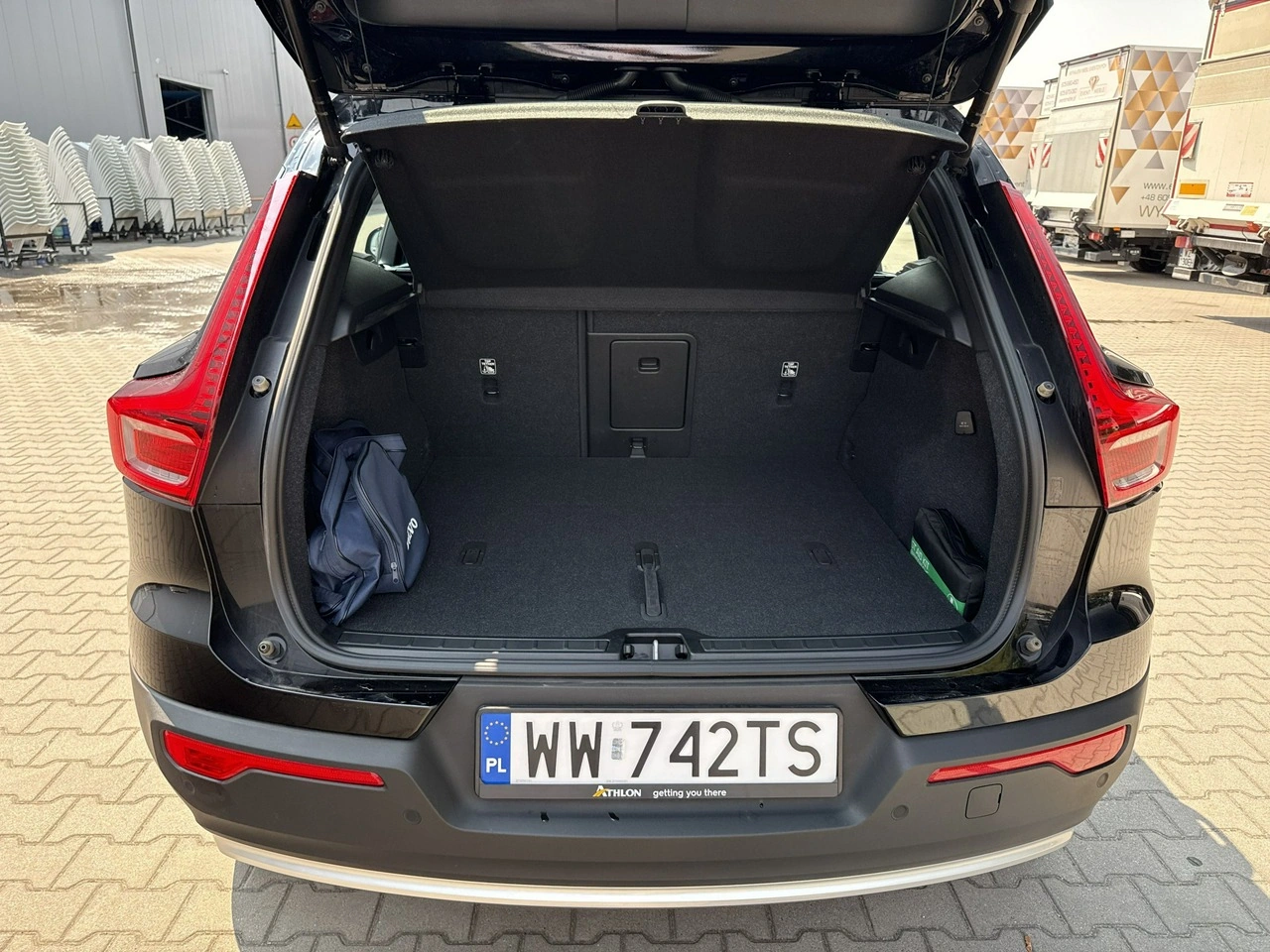 Volvo XC 40 - Zdjęcie 15