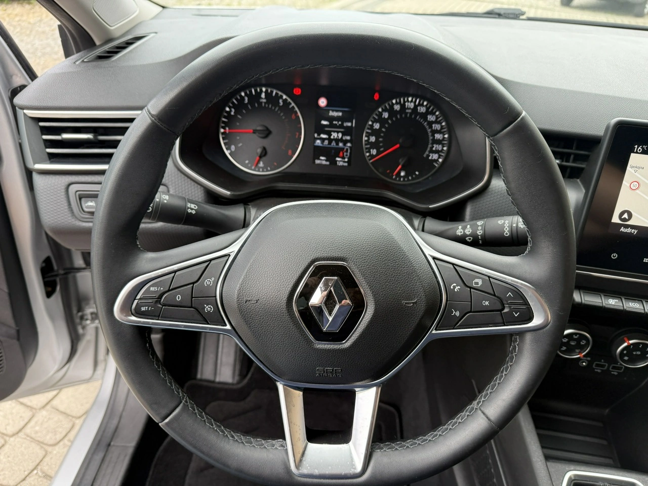 Renault Clio - Zdjęcie 14