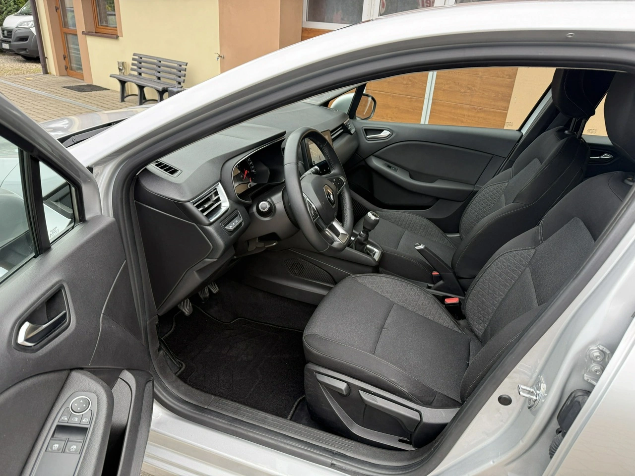 Renault Clio - Zdjęcie 19