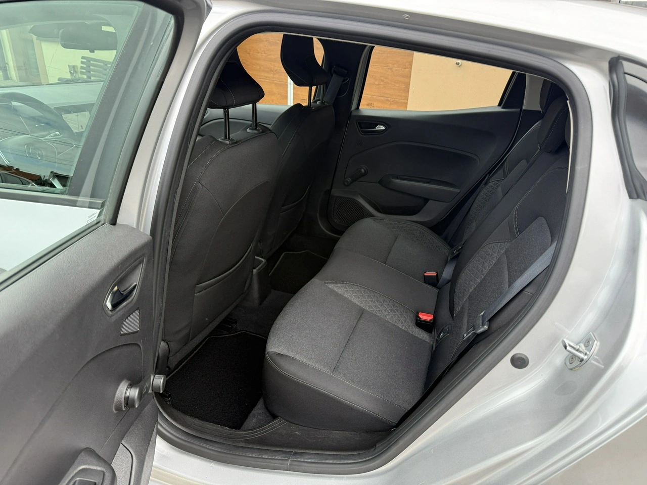 Renault Clio - Zdjęcie 22
