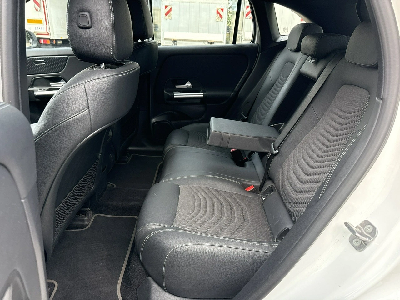 Mercedes EQA - Zdjęcie 14
