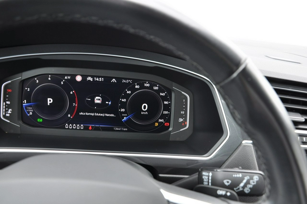Volkswagen Tiguan Allspace - Zdjęcie 12