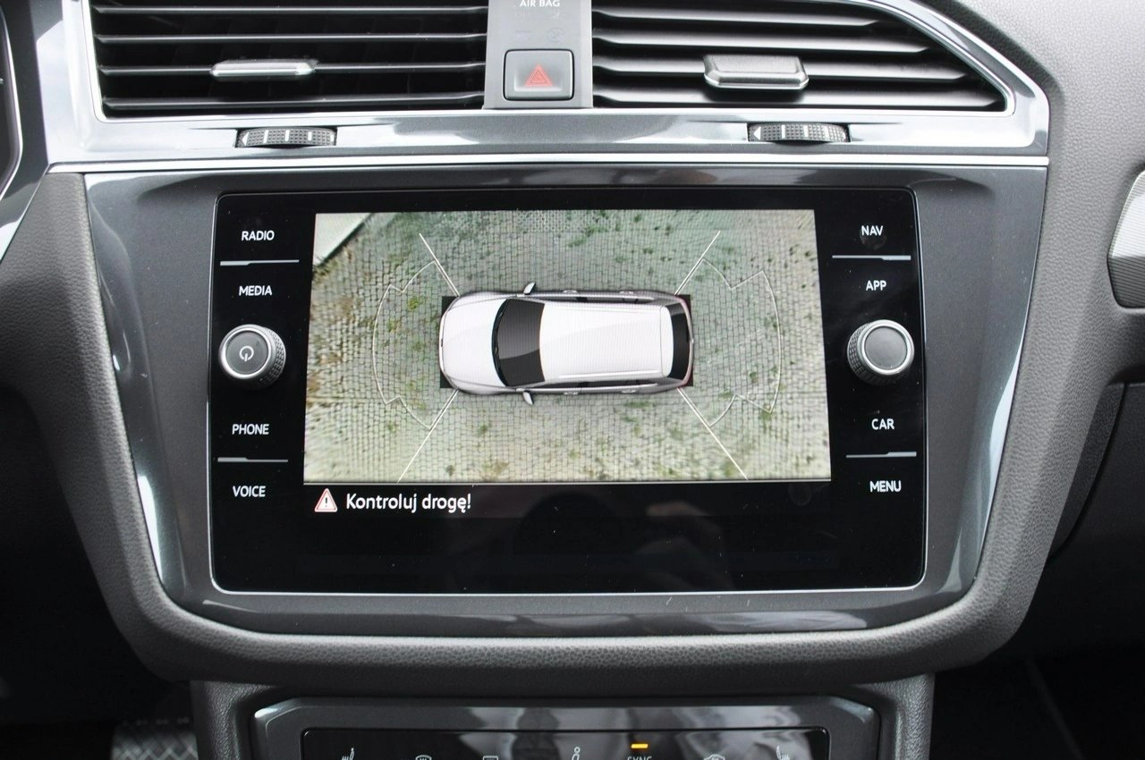 Volkswagen Tiguan Allspace - Zdjęcie 15