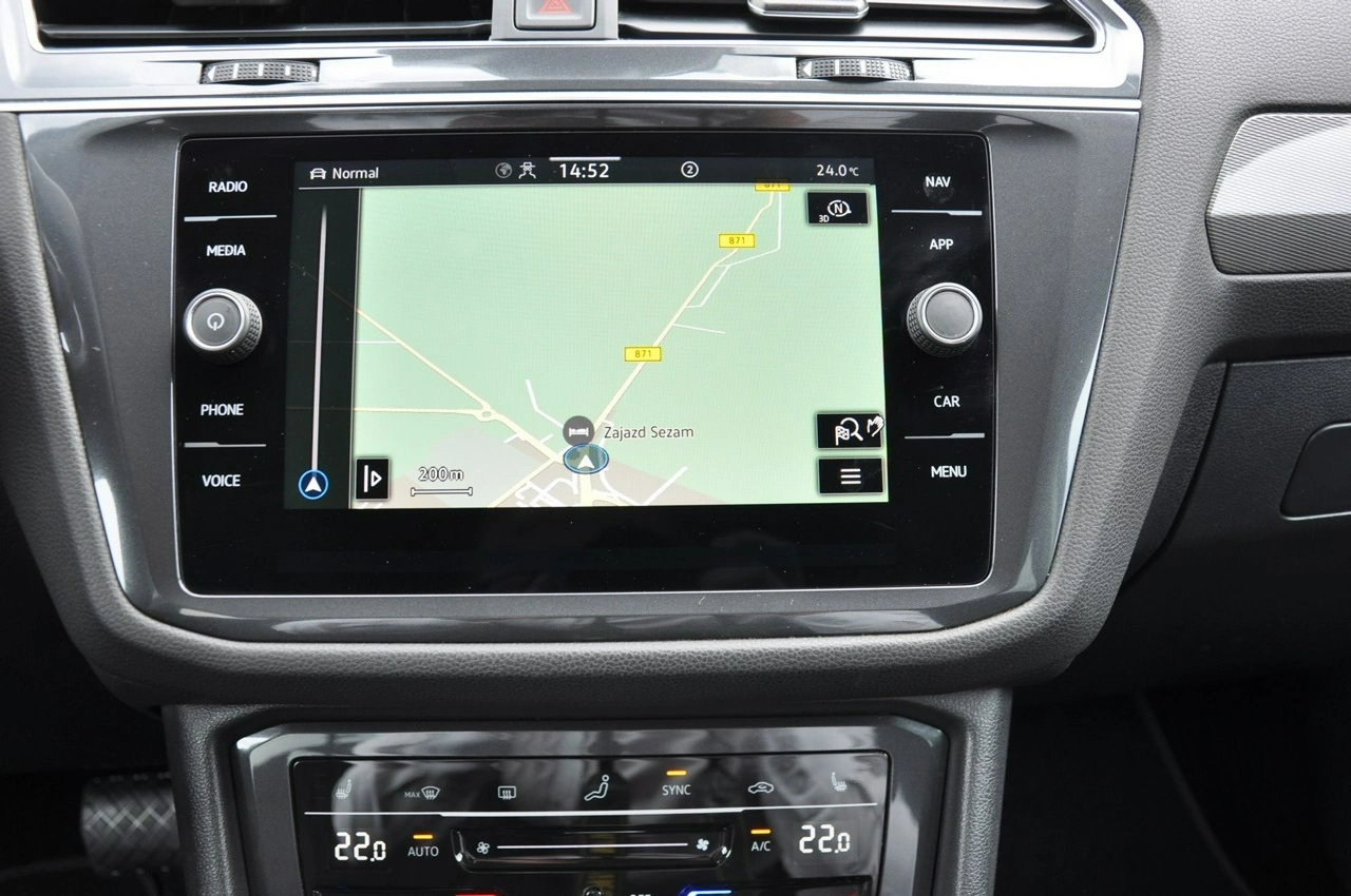 Volkswagen Tiguan Allspace - Zdjęcie 16
