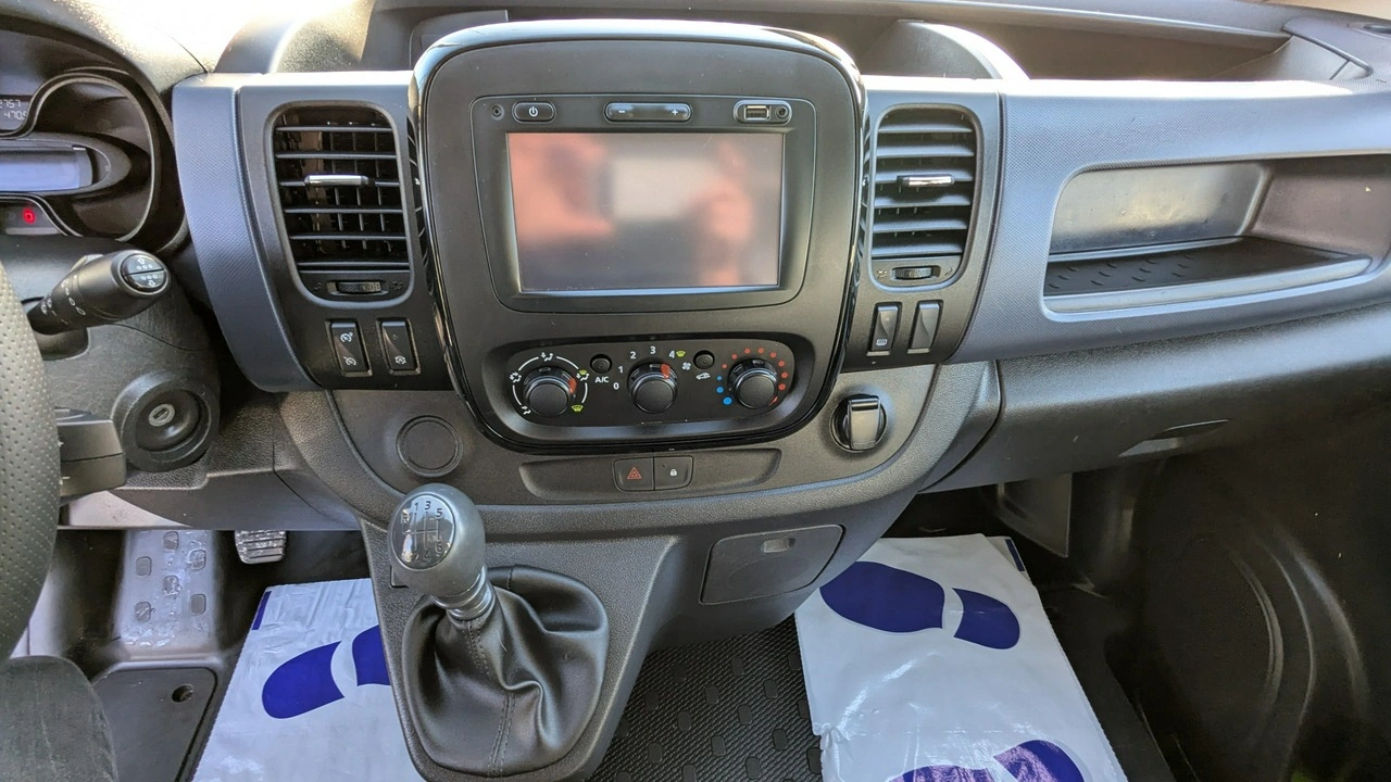 Opel Vivaro - Zdjęcie 17