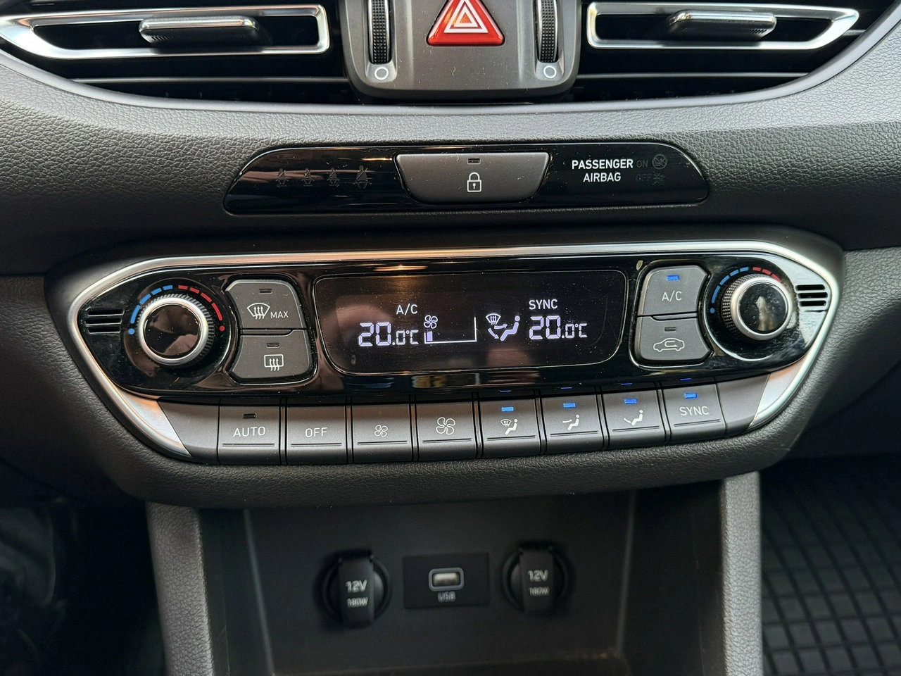 Hyundai i30 - Zdjęcie 17