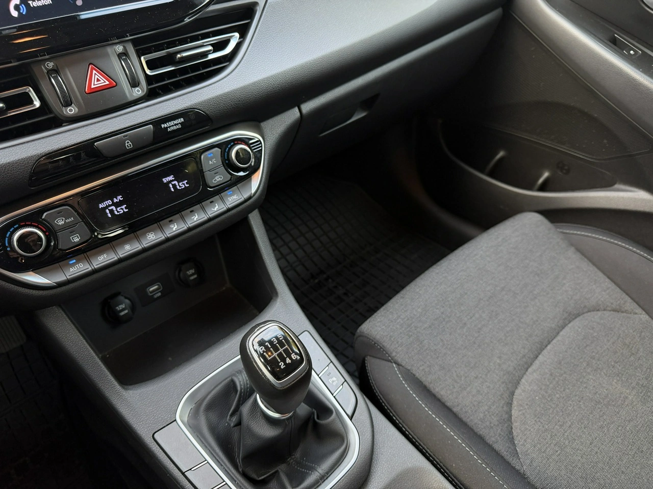 Hyundai i30 - Zdjęcie 18