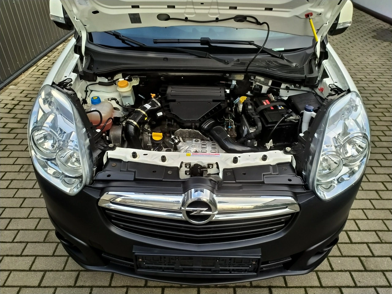 Opel Combo - Zdjęcie 12