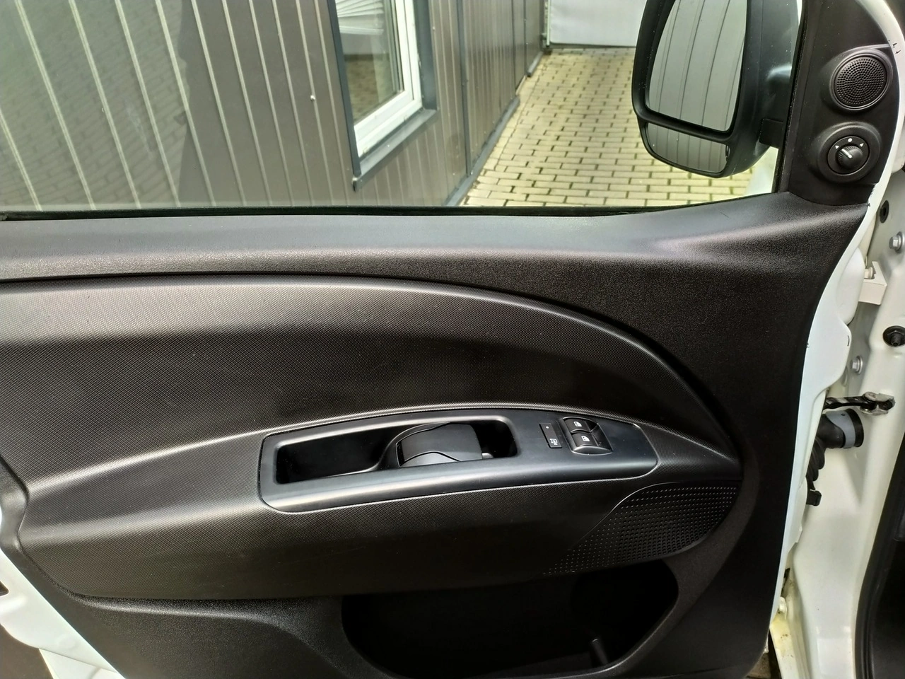 Opel Combo - Zdjęcie 14