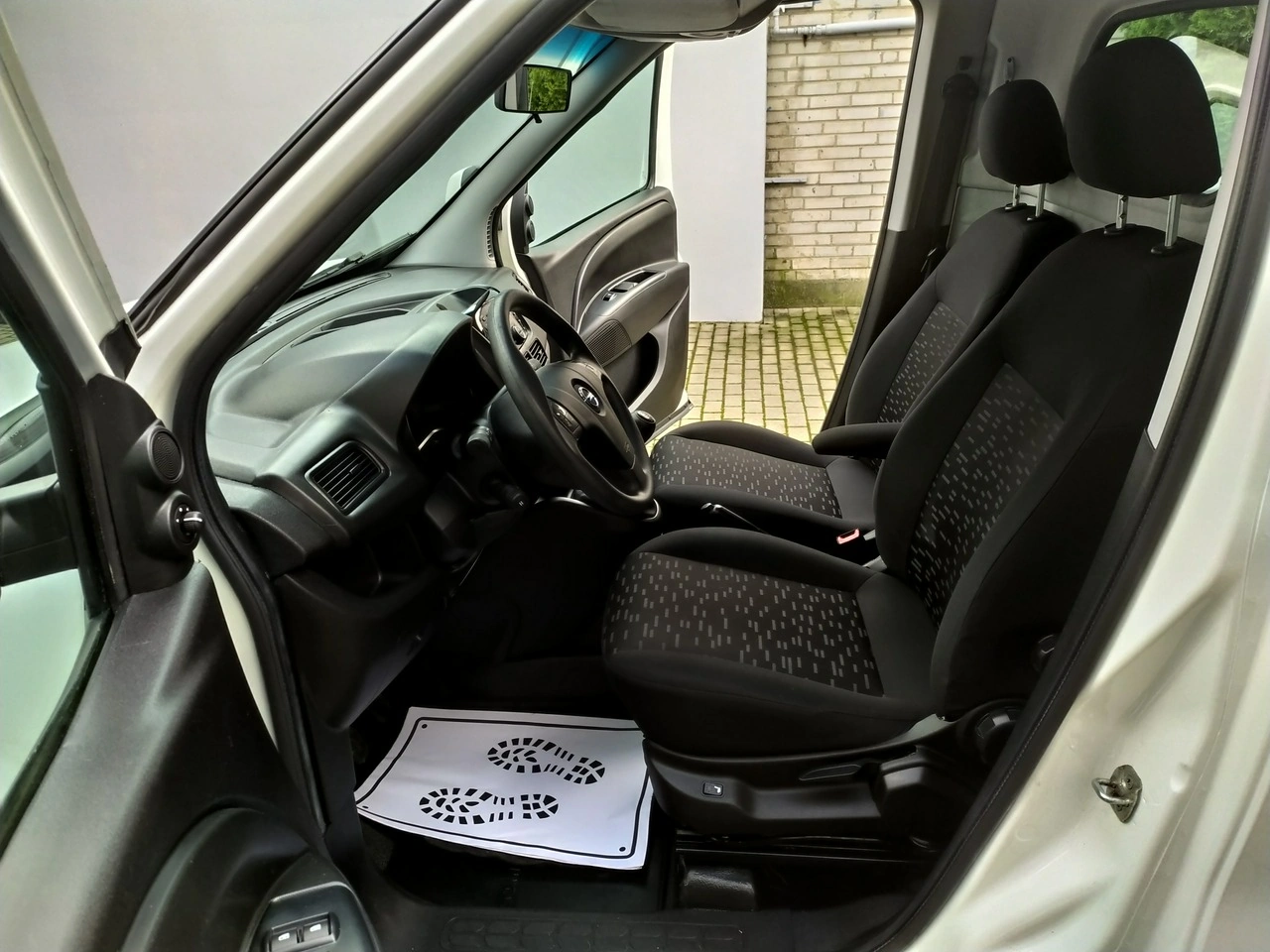 Opel Combo - Zdjęcie 16