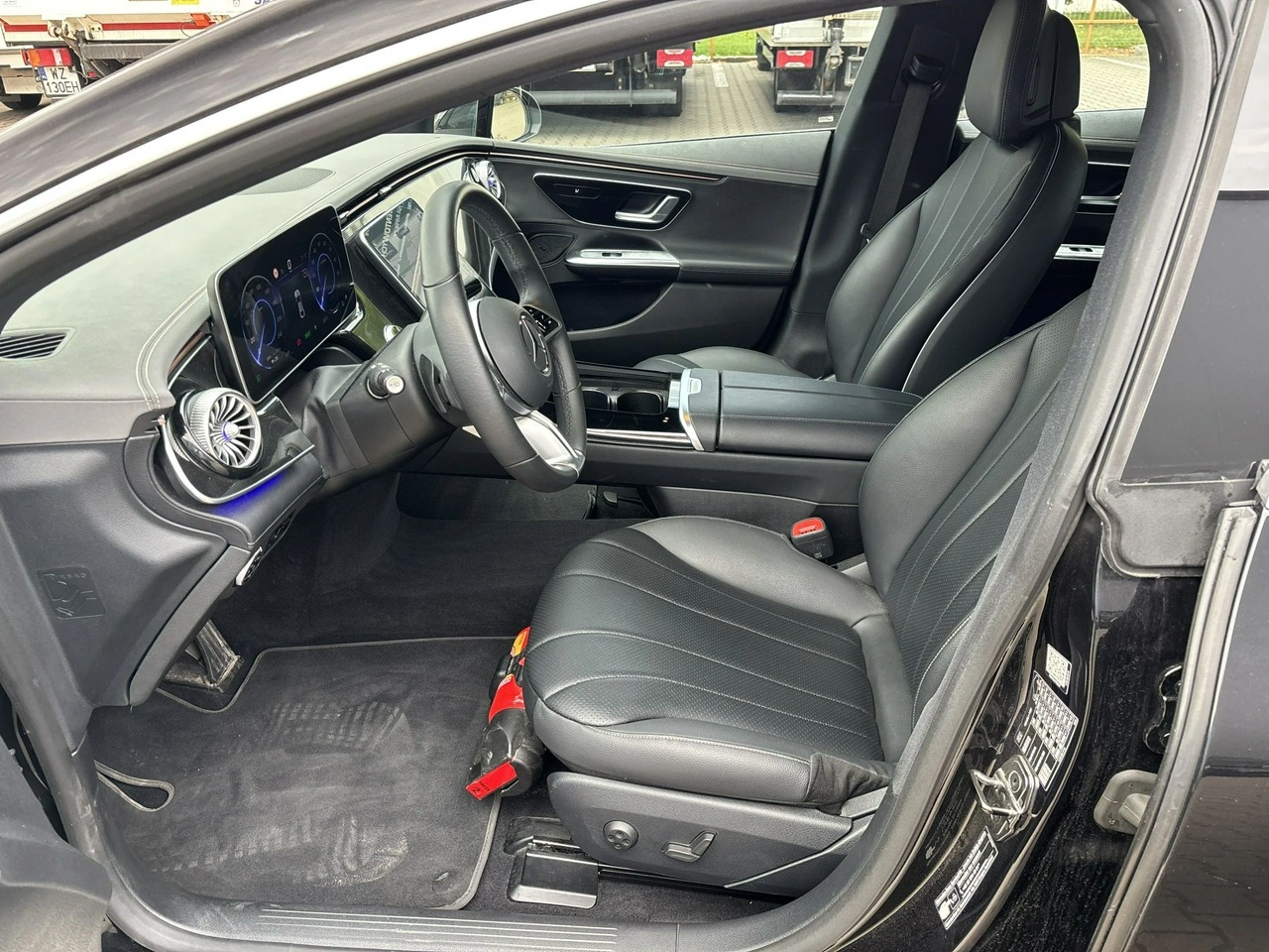 Mercedes EQE - Zdjęcie 9