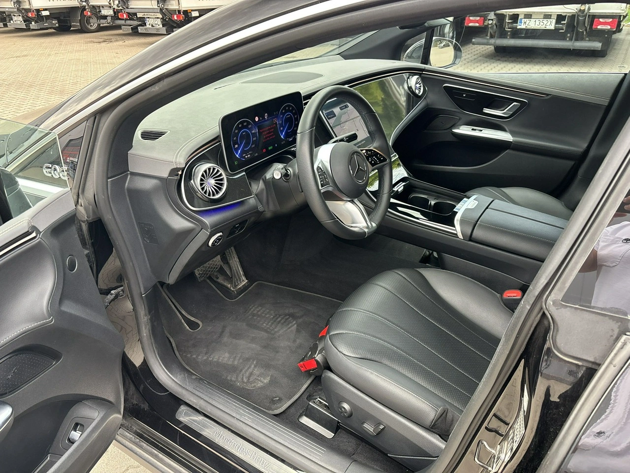 Mercedes EQE - Zdjęcie 10