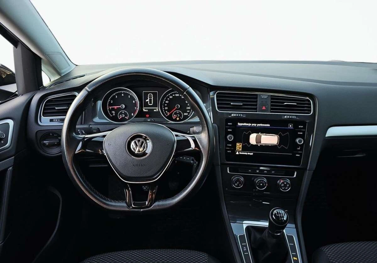 Volkswagen Golf - Zdjęcie 4