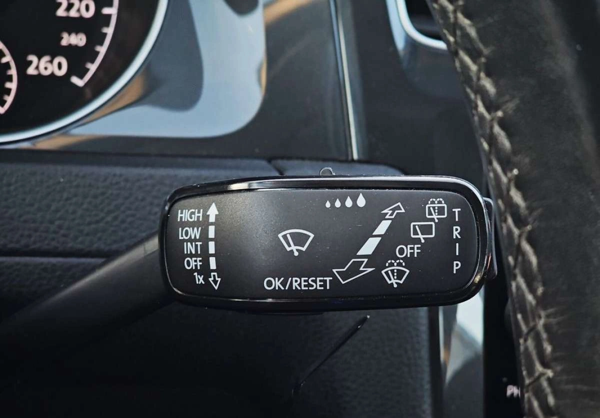 Volkswagen Golf - Zdjęcie 18