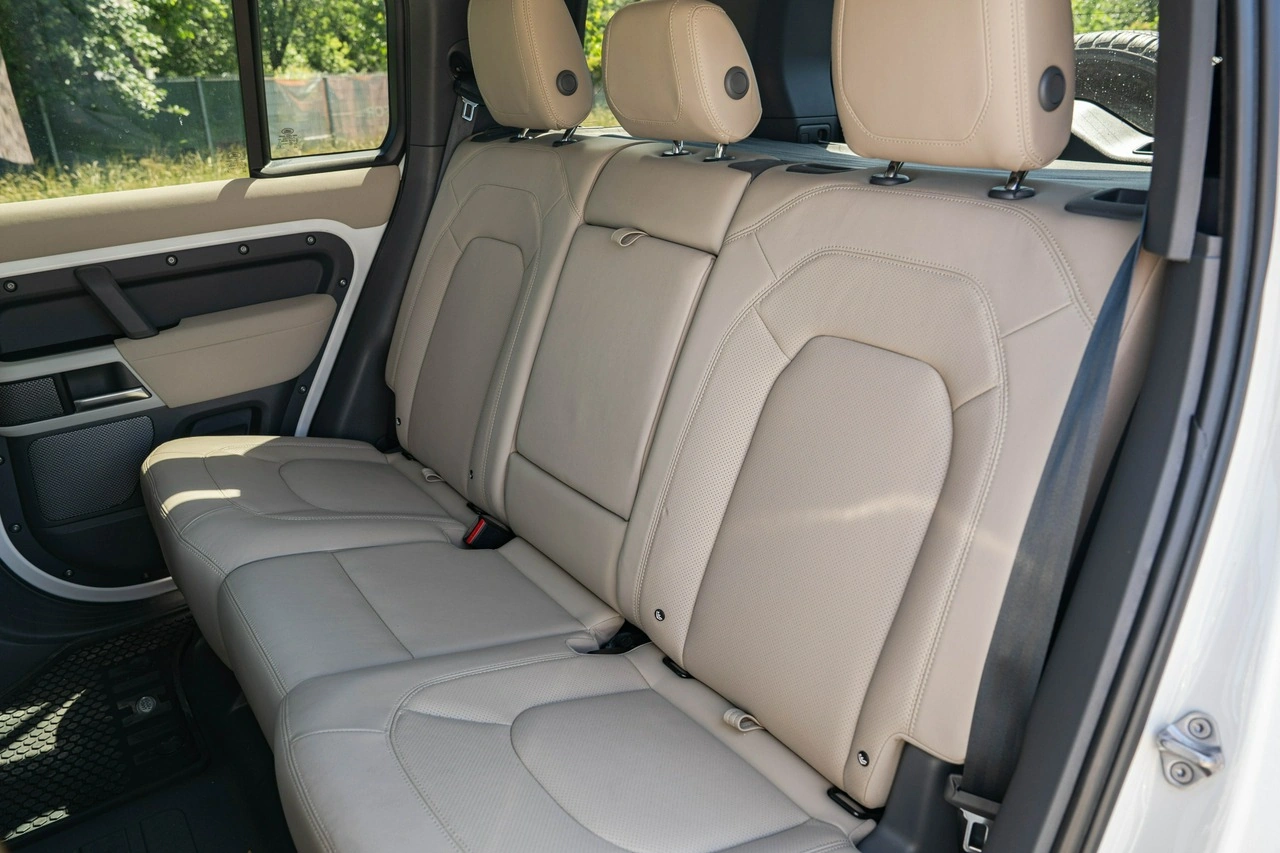 Land Rover Defender - Zdjęcie 29