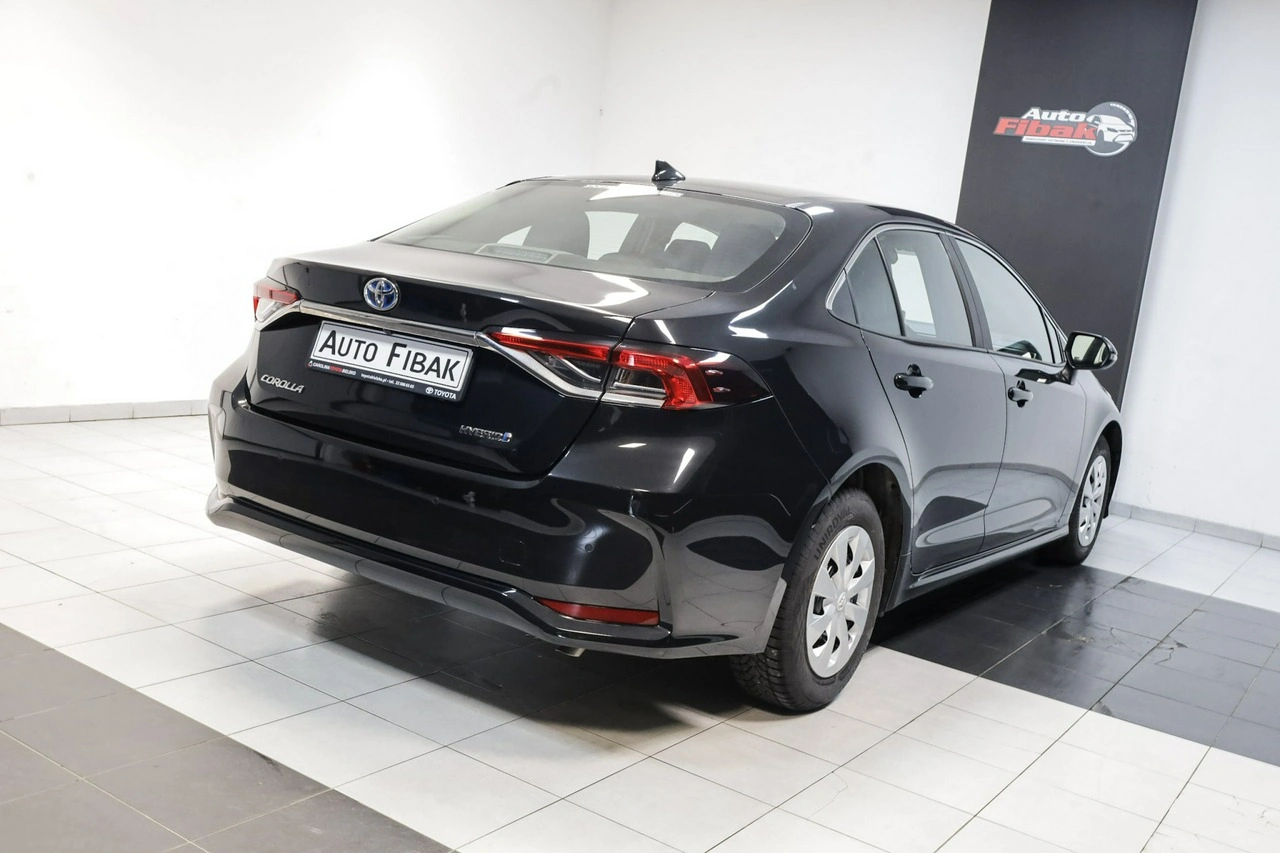 Toyota Corolla - Zdjęcie 9