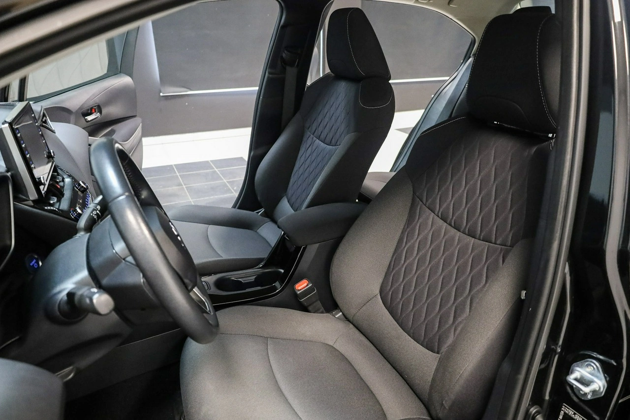 Toyota Corolla - Zdjęcie 13