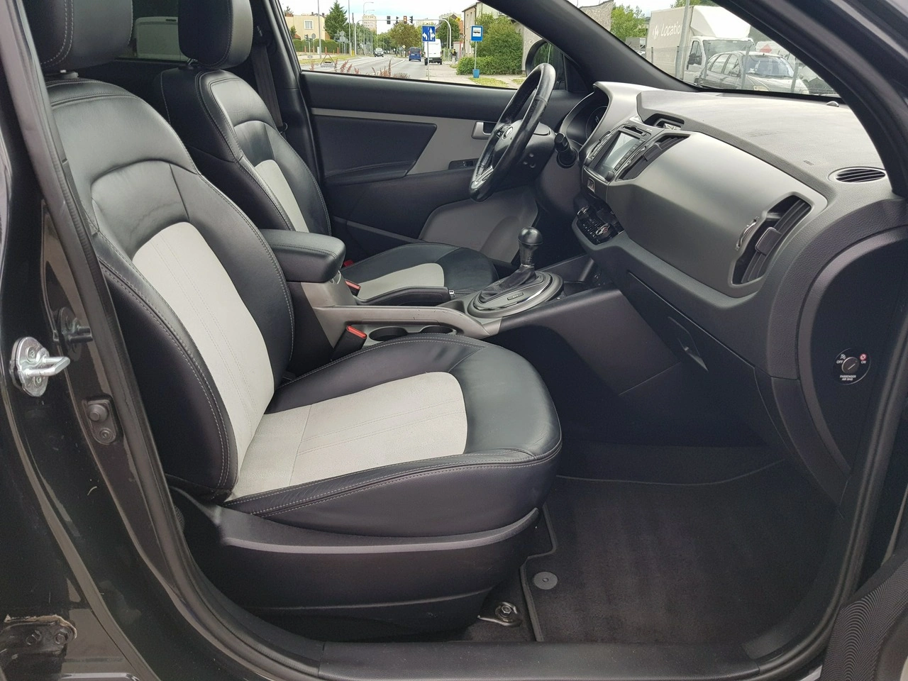 Kia Sportage - Zdjęcie 17