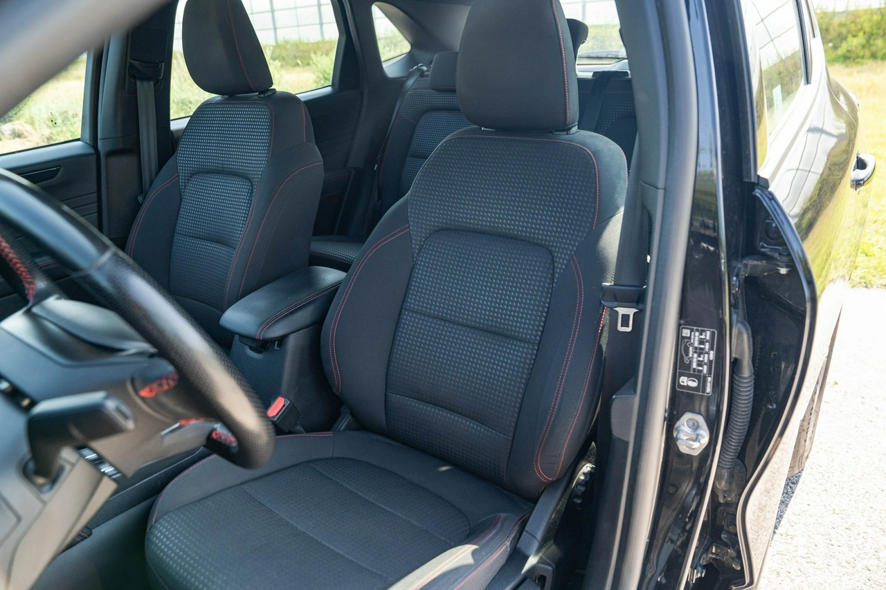 Ford Kuga - Zdjęcie 24