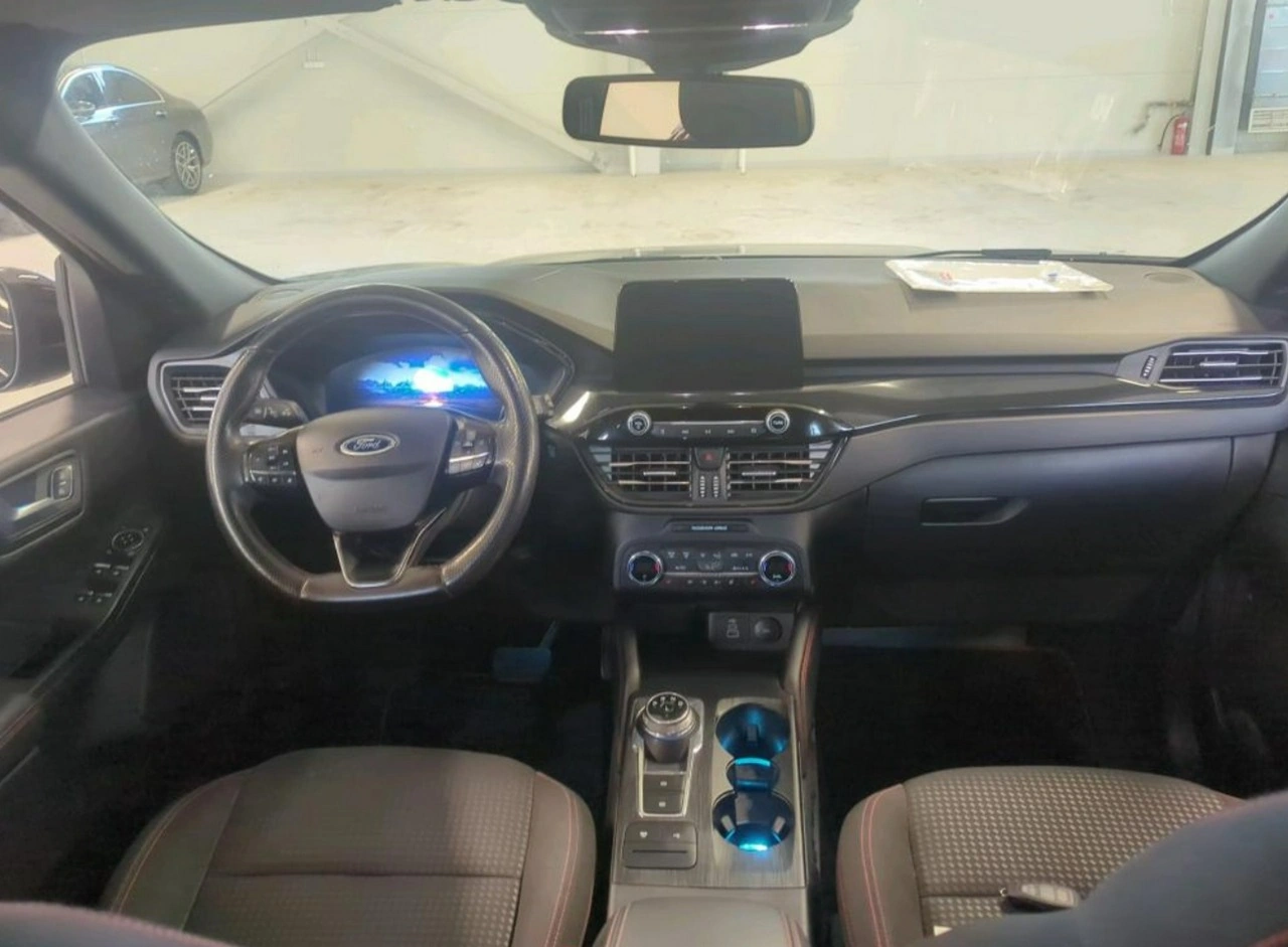 Ford Kuga - Zdjęcie 4