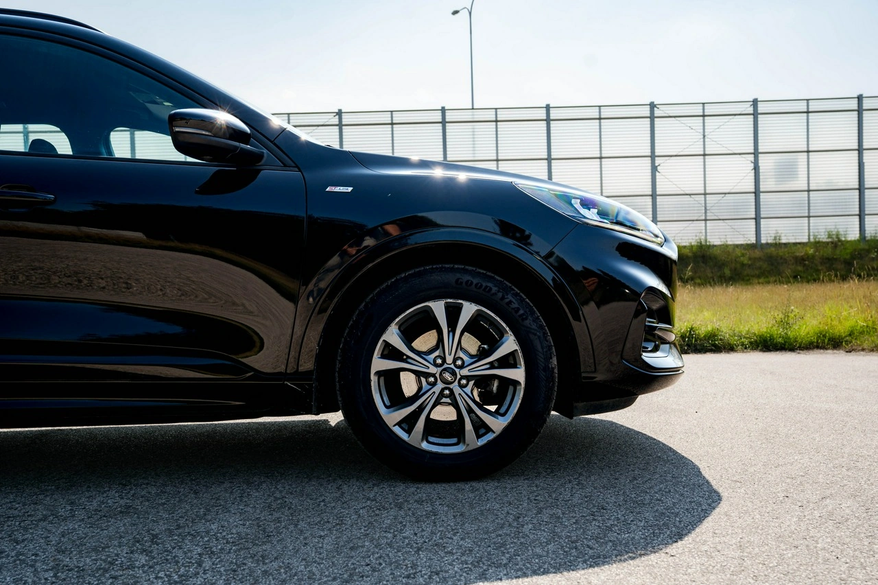 Ford Kuga - Zdjęcie 8