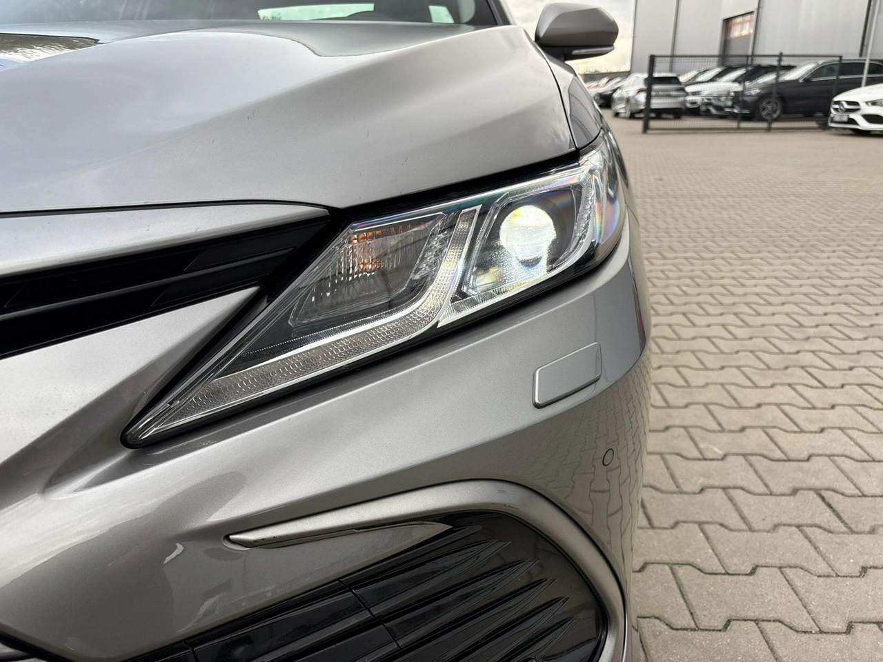 Toyota Camry - Zdjęcie 8