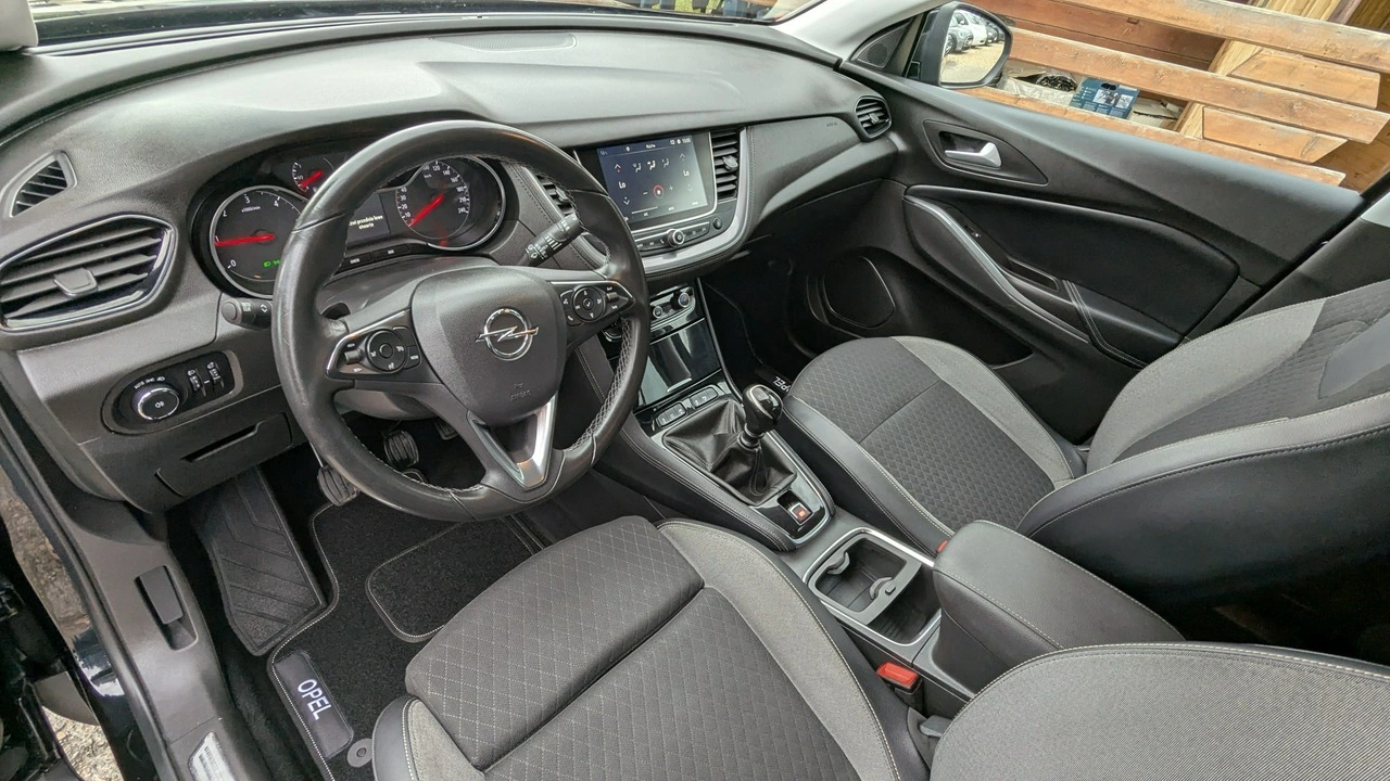 Opel Grandland X - Zdjęcie 15