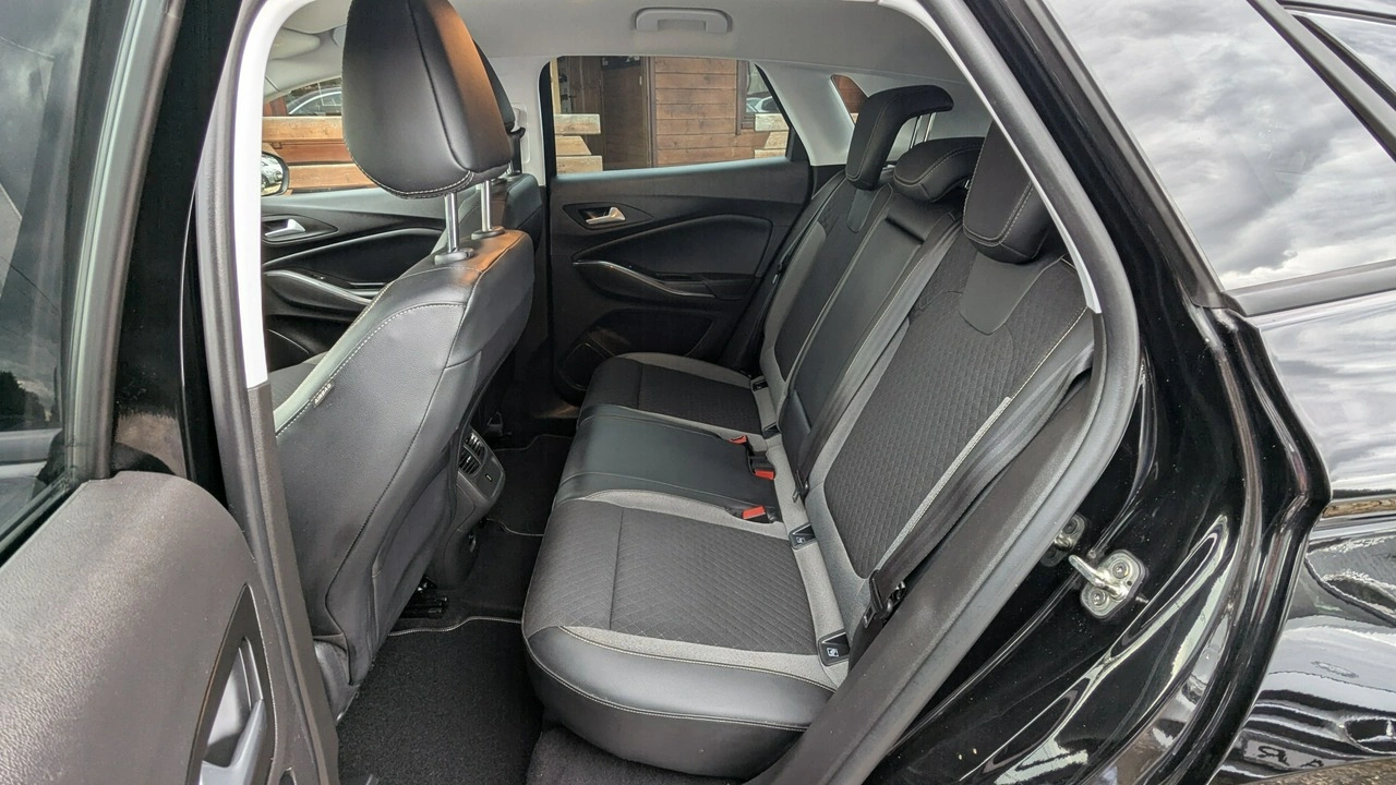 Opel Grandland X - Zdjęcie 16