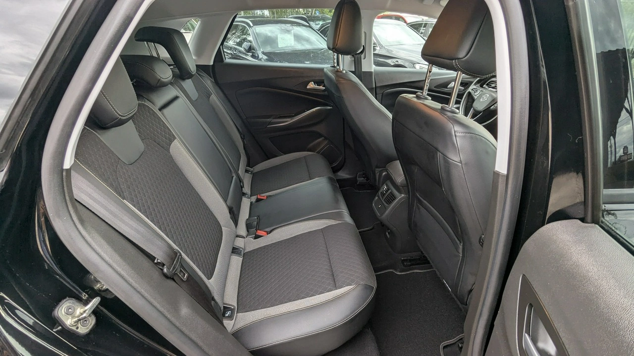 Opel Grandland X - Zdjęcie 18