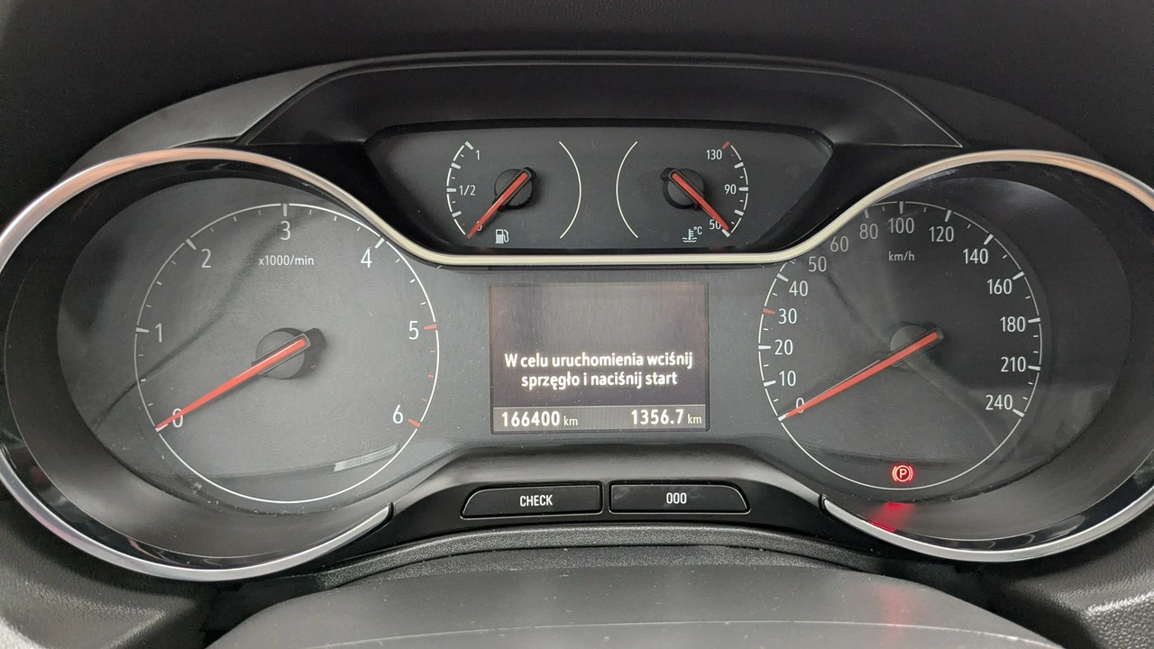 Opel Grandland X - Zdjęcie 21