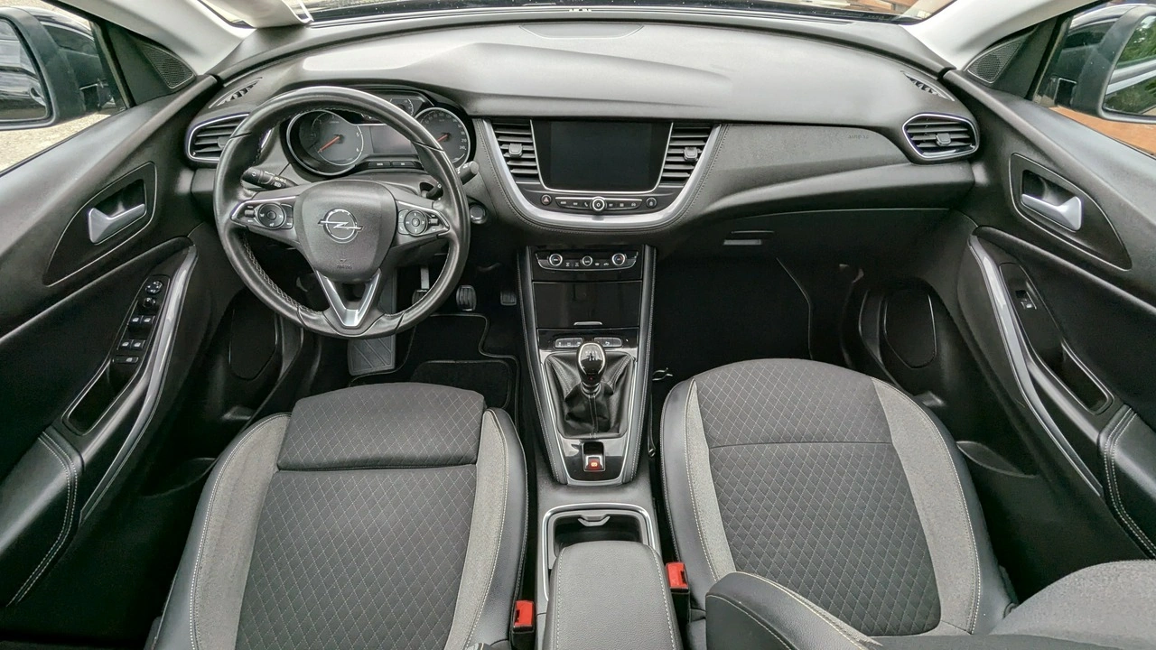 Opel Grandland X - Zdjęcie 24