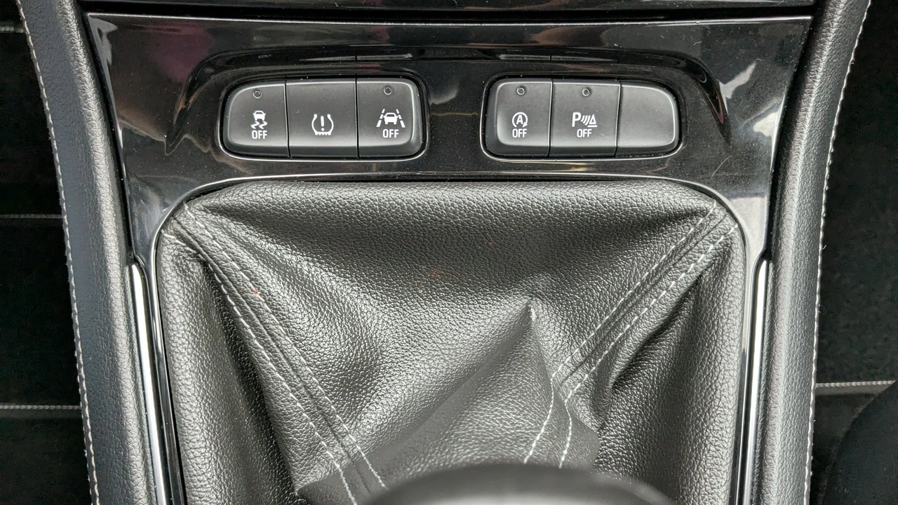 Opel Grandland X - Zdjęcie 29