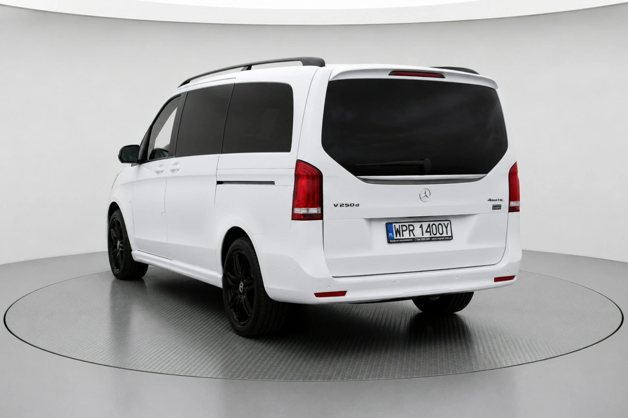 Mercedes V 250 - Zdjęcie 3