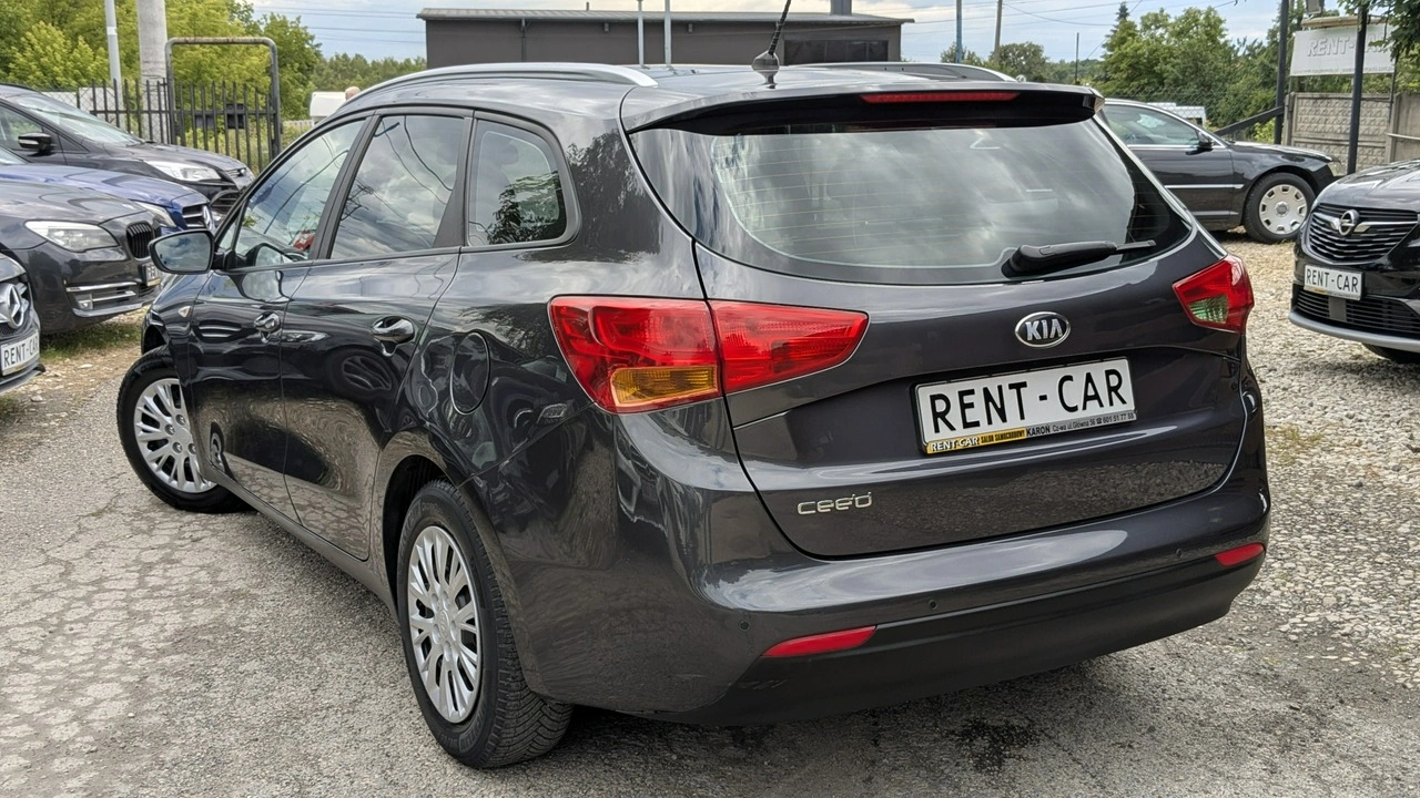 Kia Ceed - Zdjęcie 9