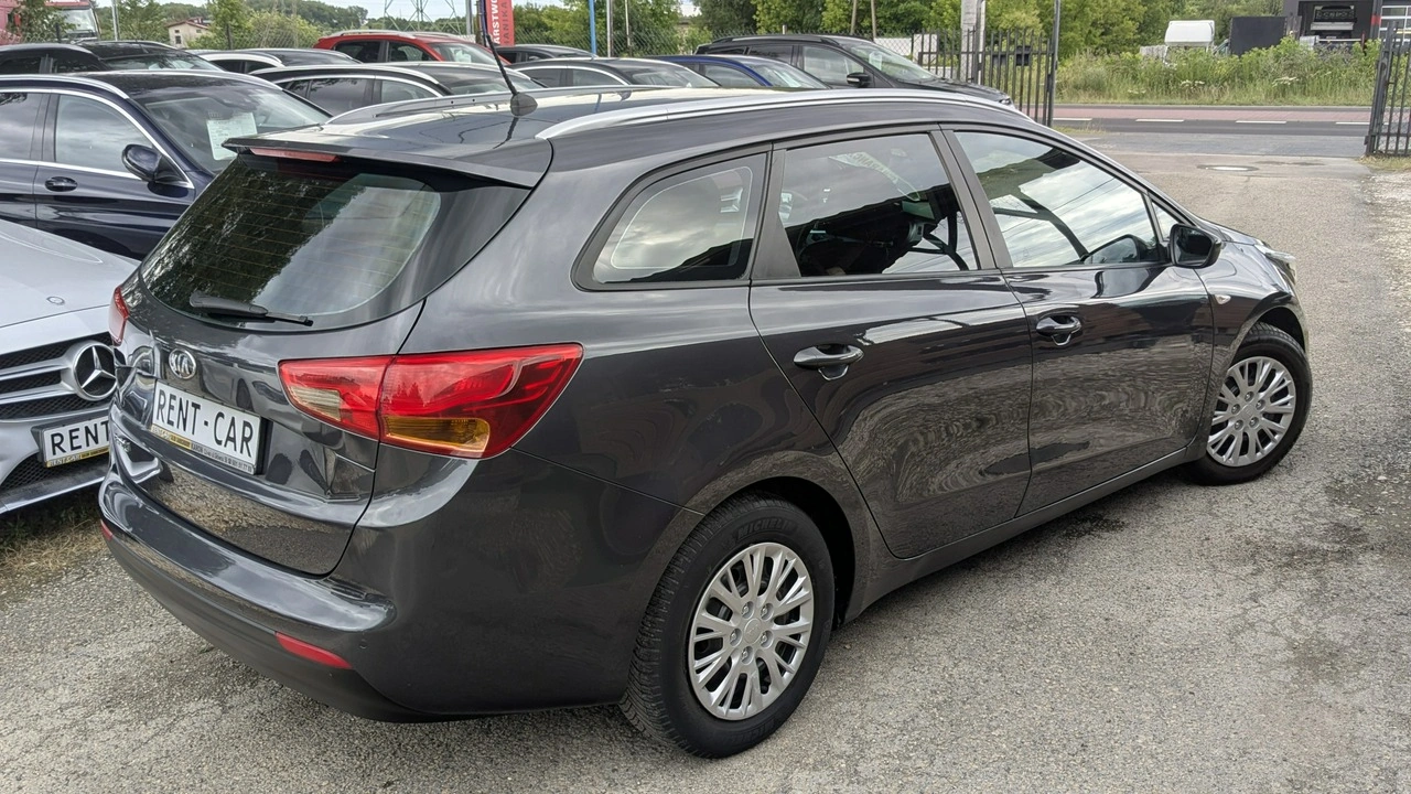 Kia Ceed - Zdjęcie 11