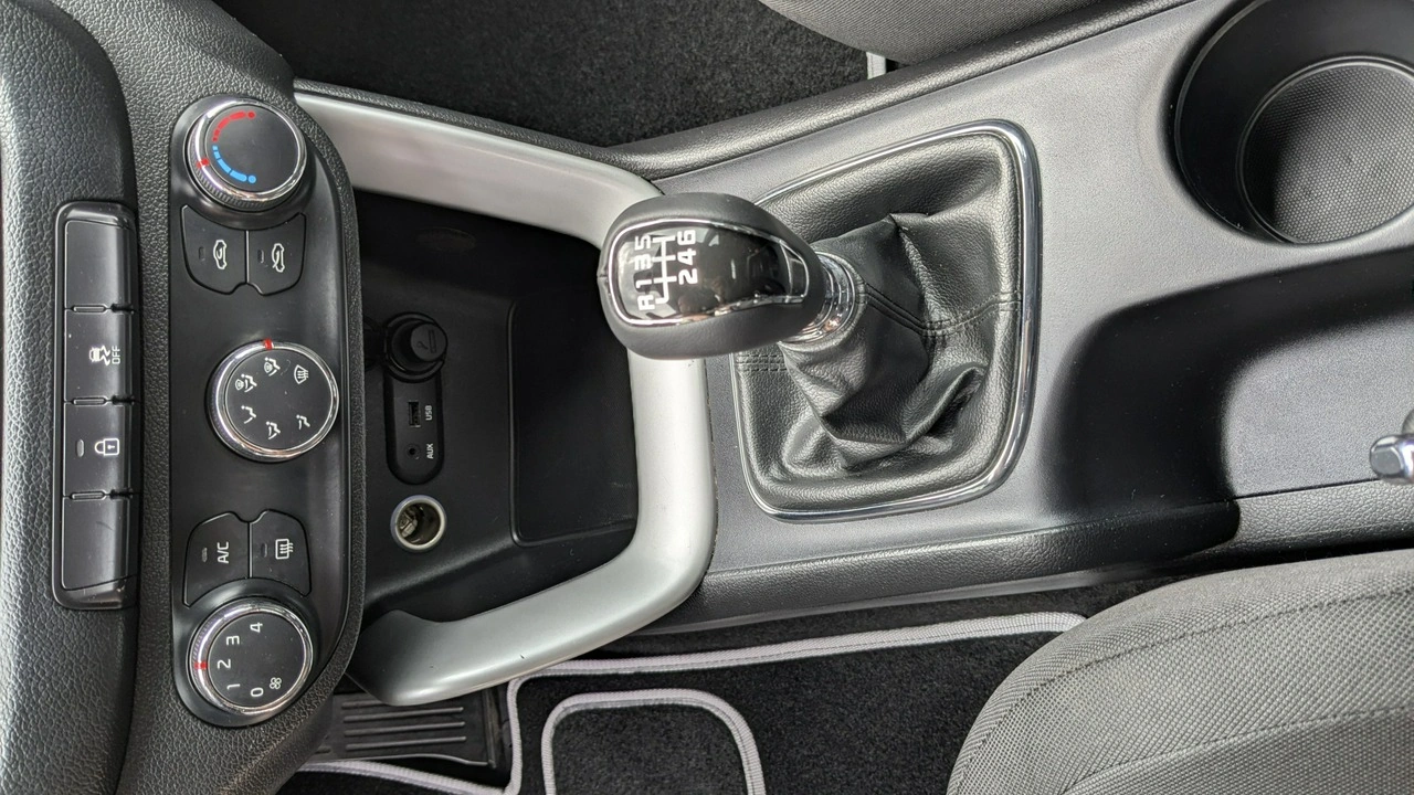 Kia Ceed - Zdjęcie 27