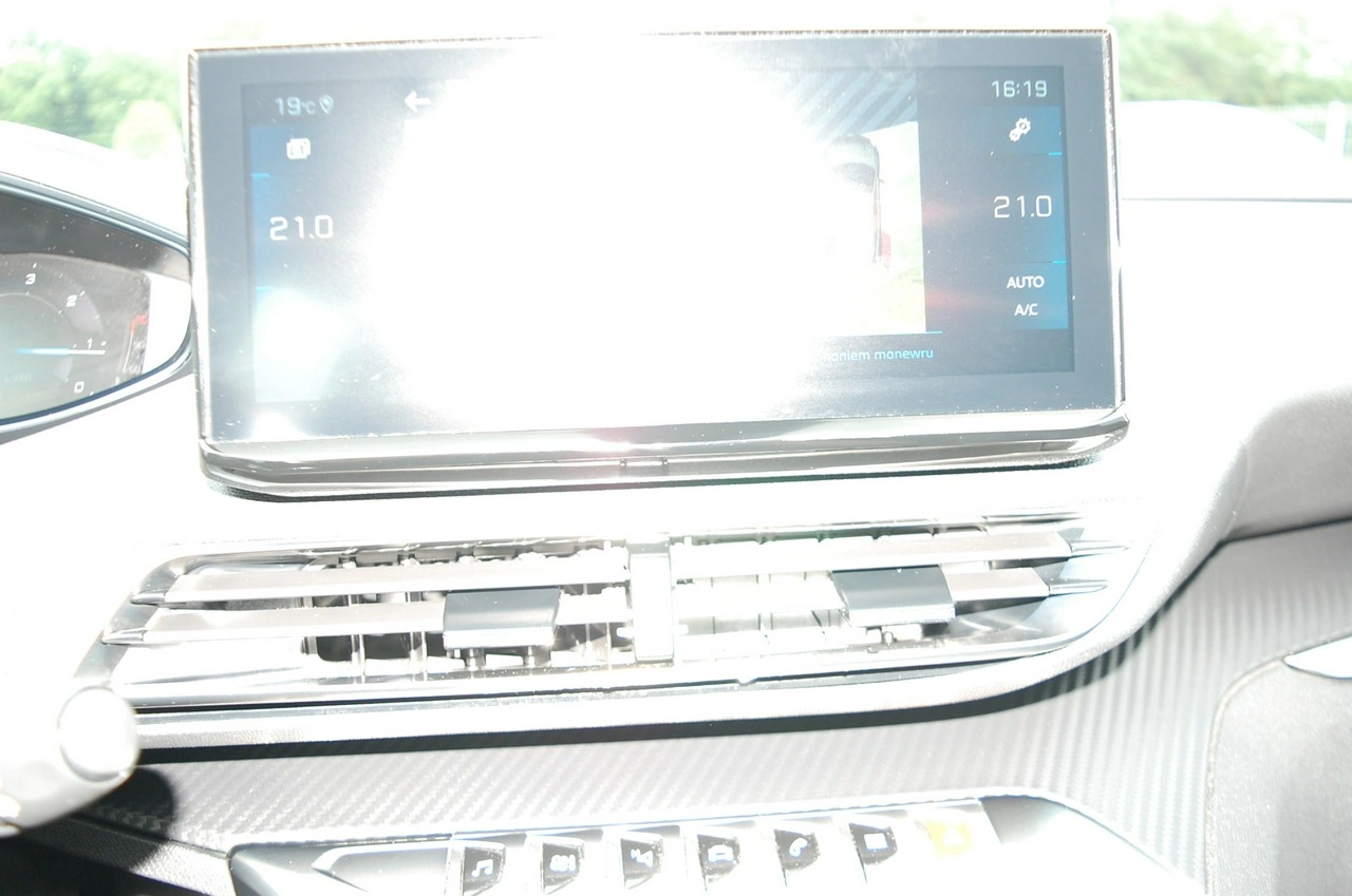 Peugeot 3008 - Zdjęcie 35