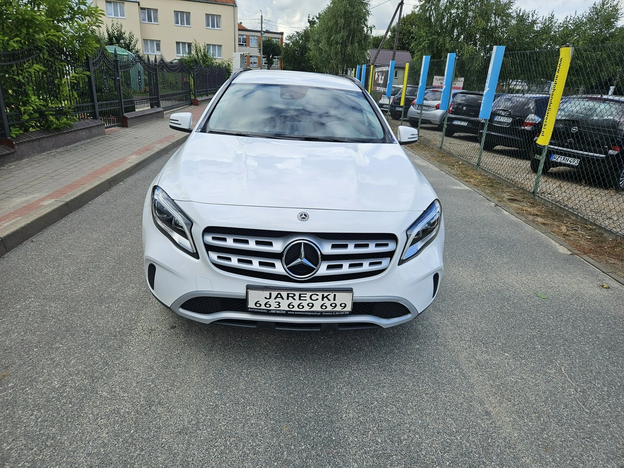 Mercedes GLA 180 - Zdjęcie 1